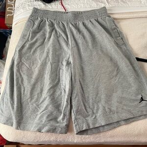 Jordan Essential Fleece Shorts size XL